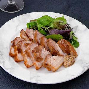 「豚バラのコンフィ」のレシピ動画