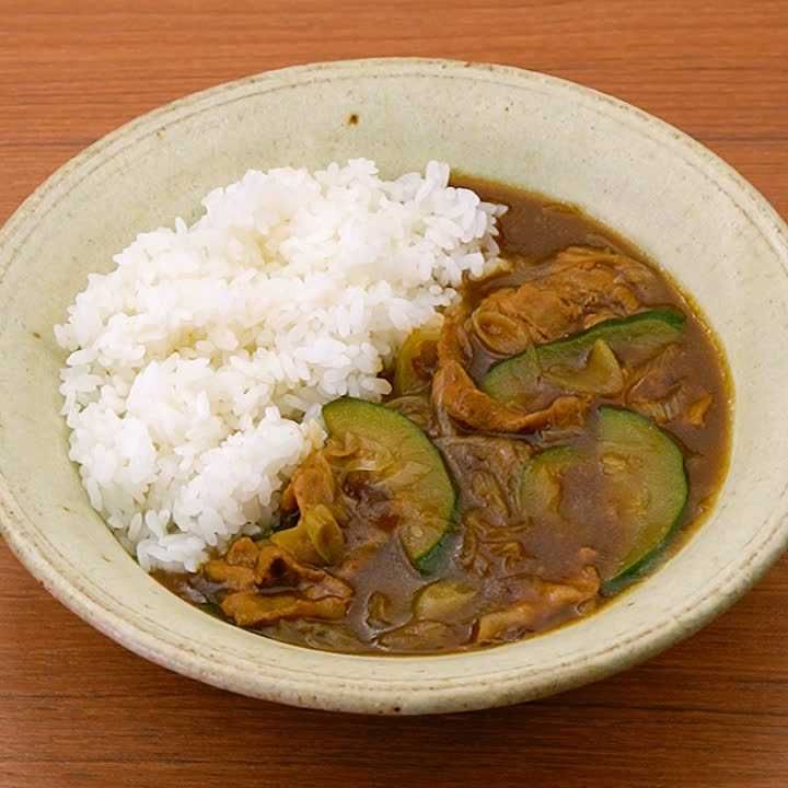 豚肉とズッキーニの和風カレー