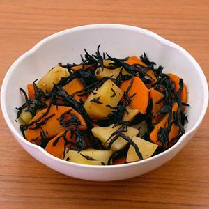 「じゃがいもとにんじんのひじき煮」のレシピ動画