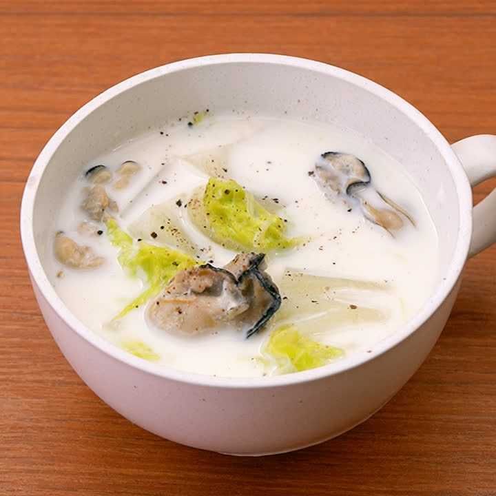 牡蠣と白菜のミルクスープ