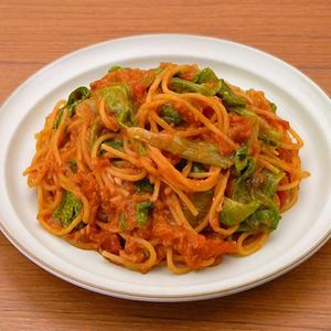 レタスとツナのトマトパスタ