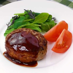 肉汁たっぷりポークハンバーグ