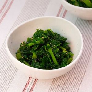 「大根の葉のおひたし」のレシピ動画