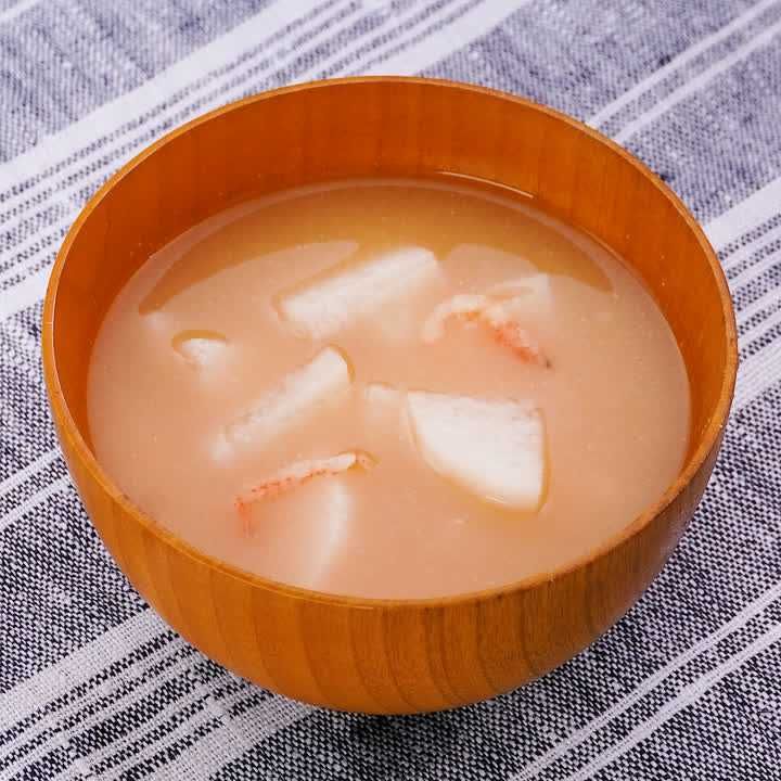 長芋と桜えびの味噌汁
