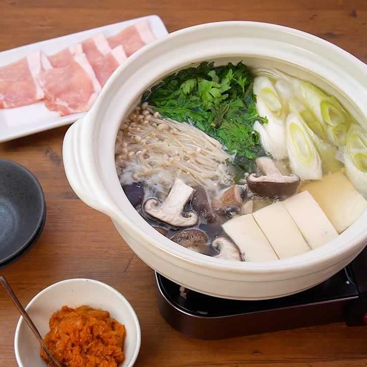 キムチーズだれの豚しゃぶ湯豆腐