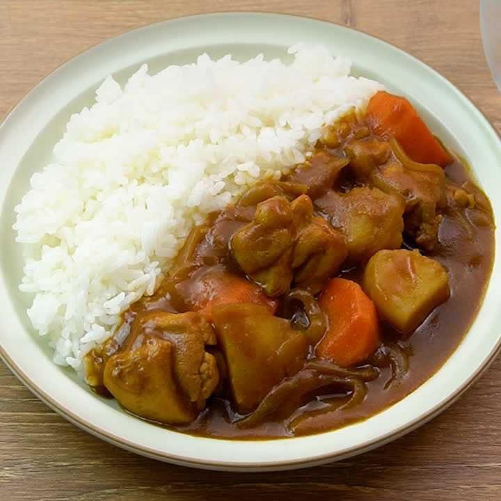 市販のルウでスパイスなしでも!隠し味がポイントのカレーレシピ3選