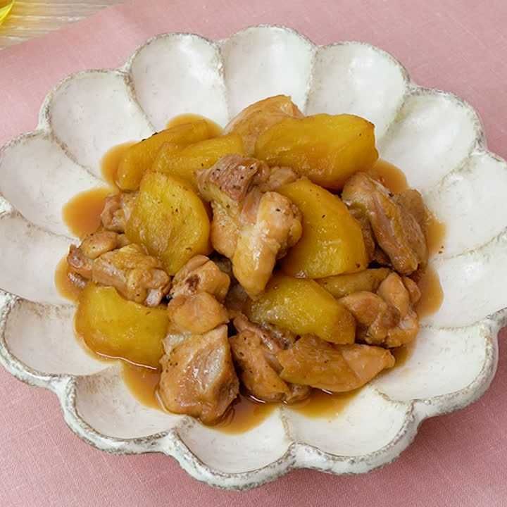鶏肉とりんごのしょうゆ煮