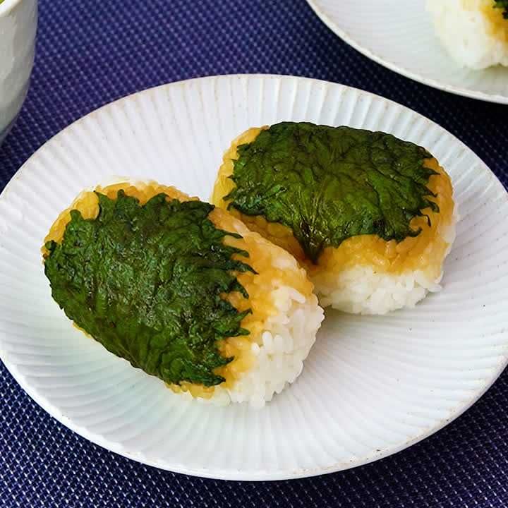 大葉のにんにく醤油漬けおにぎり