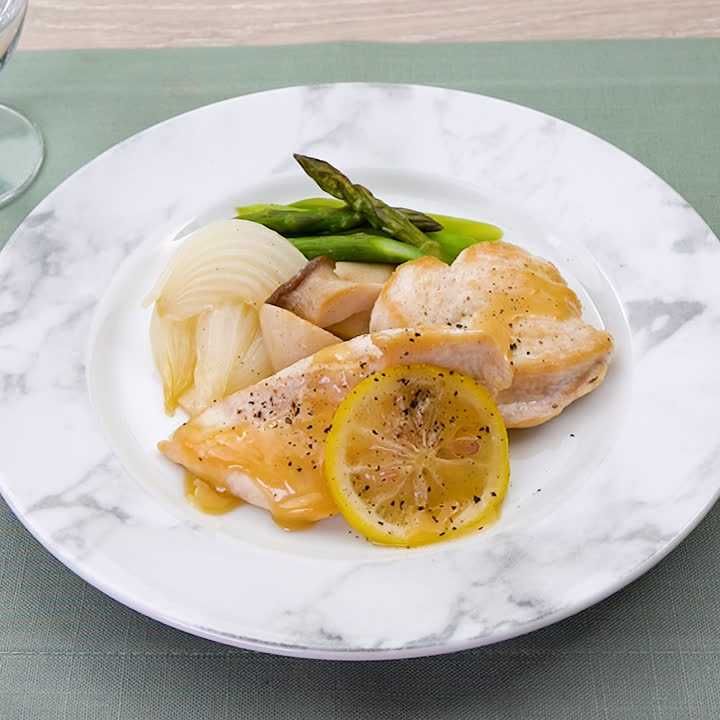 鶏むねと春野菜の白ワイン蒸しレモンソース