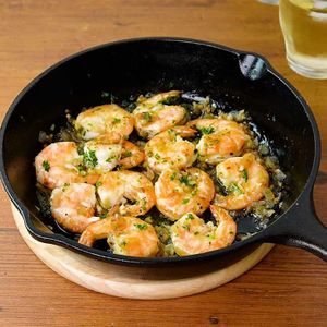 「えびのにんにくオイル焼き」のレシピ動画