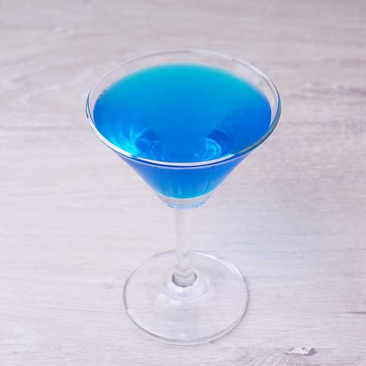 おいしいカクテルの作り方 スカイ ダイビングのレシピ動画 作り方 Delish Kitchen おいしいカクテルの作り方 スカイ ダイビングのレシピ動画 作り方 Delish Kitchen