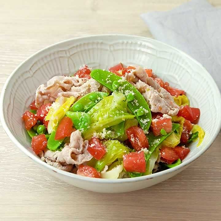 豚肉とキャベツのガーリックトマト和え