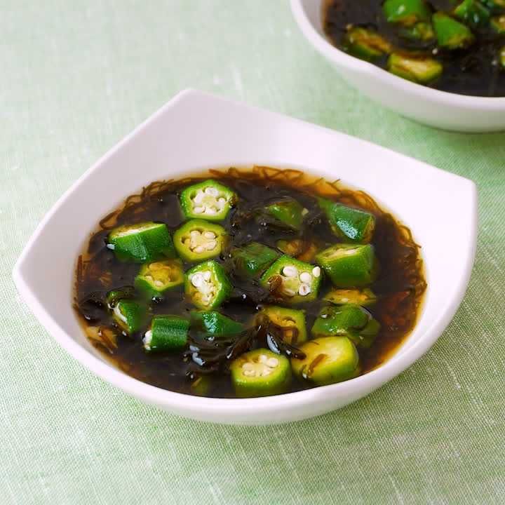 オクラのしょうがもずく和え