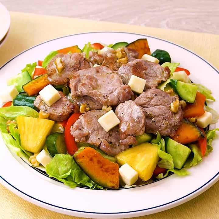 豚ヒレと夏野菜のパワーサラダ
