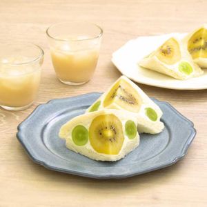 「糀甘酒チーズのフルーツサンド」のレシピ動画