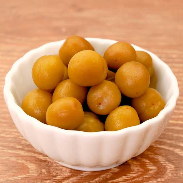 青梅で作る！ カリカリ梅(小梅の漬け方)のレシピ動画・作り方 | DELISH KITCHEN