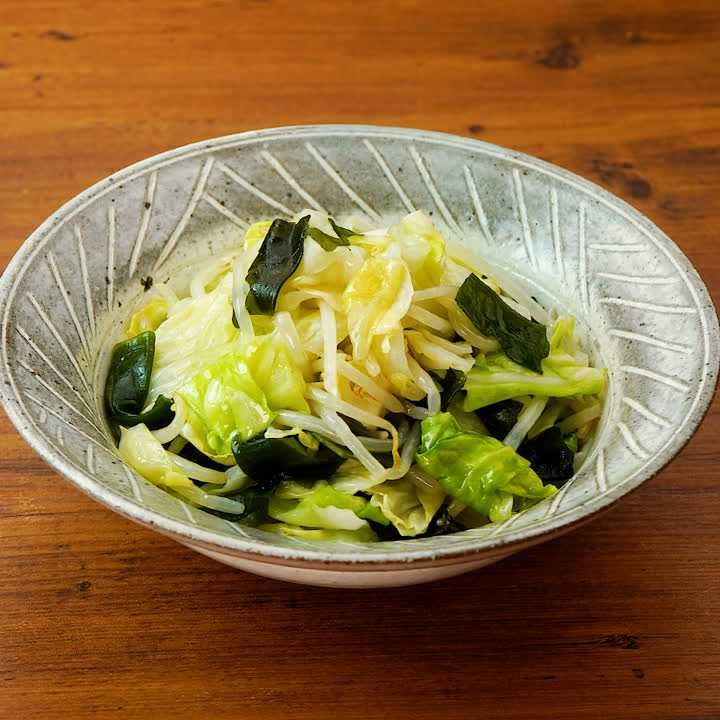 キャベツとわかめのナムル