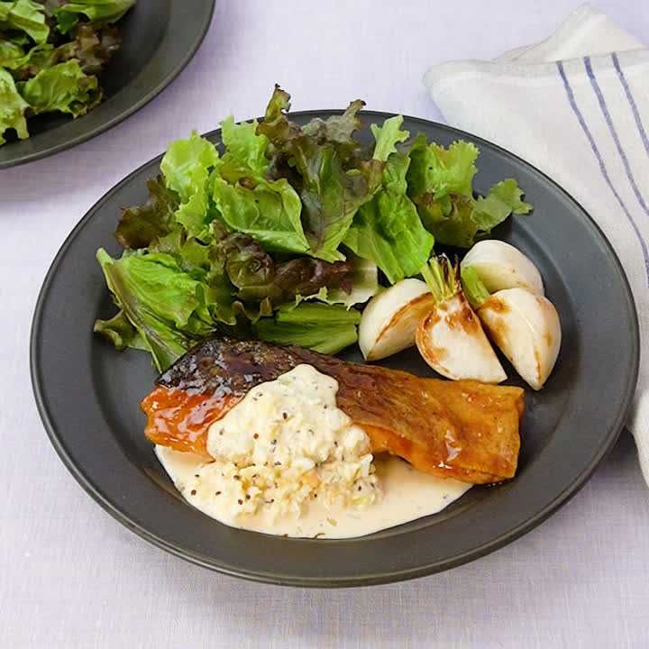 ヨーグルトタルタル鮭南蛮