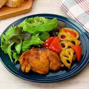 「スパイシーチキンソテー」のレシピ動画