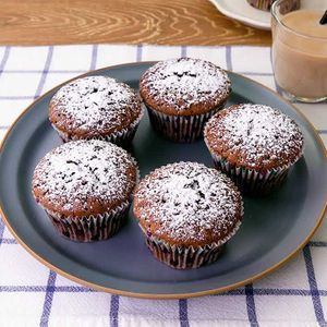 「マフィンカップで作るガトーショコラ」のレシピ動画