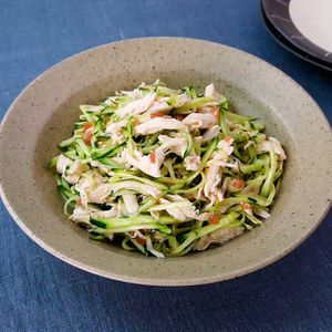 「ささみときゅうりの梅和え」のレシピ動画