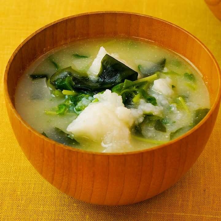 たたき長芋と豆苗の味噌汁