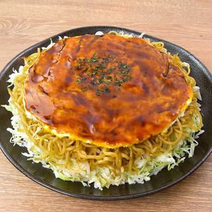 「キャベツたっぷり広島風お好み焼き」のレシピ動画