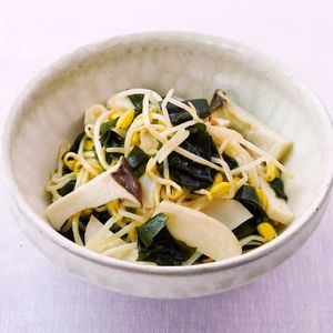 豆もやしとわかめの甘酢あえ