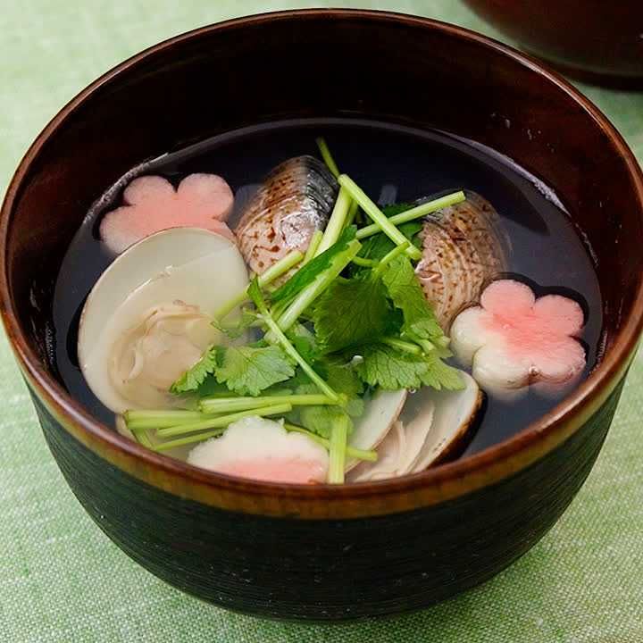 白だしで本格的に♪お吸い物の絶品レシピ3選