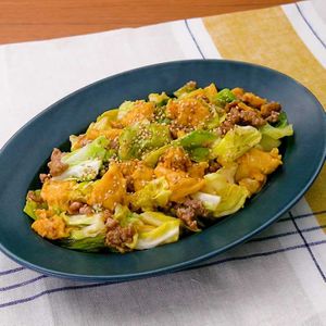 豚ひき肉とキャベツの卵炒め