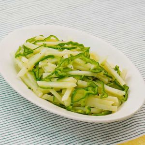 「じゃがいもとピーマンのサラダ」のレシピ動画