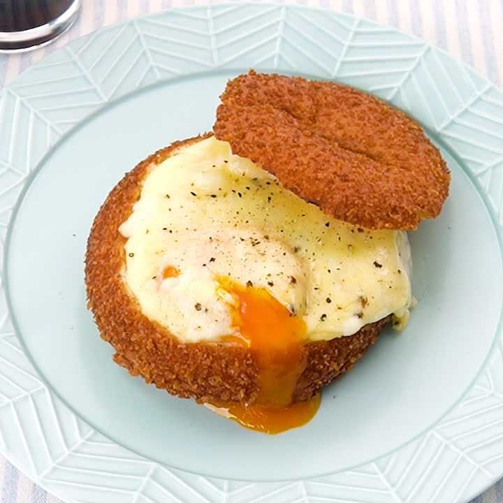 とろたまカレーパン