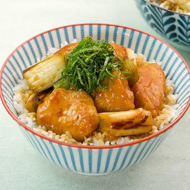 鶏むねの焼き鳥丼