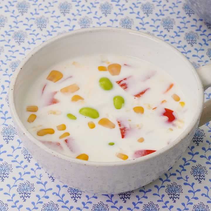 枝豆とパプリカのコーンスープ