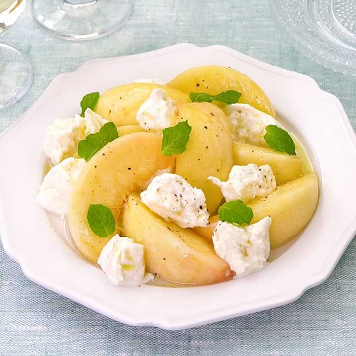 桃のカプレーゼ