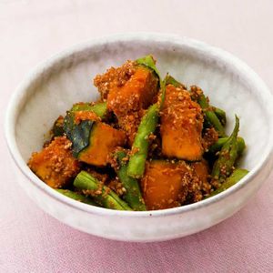 かぼちゃといんげんの胡麻和え