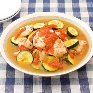 「トマトの洋風蒸し鶏」のレシピ動画