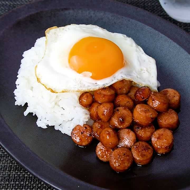 悪魔のにんにくソーセージライス