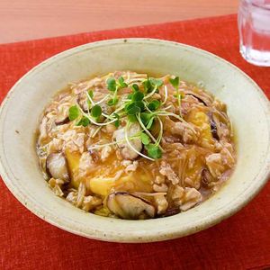 旨塩きのこあんの天津飯