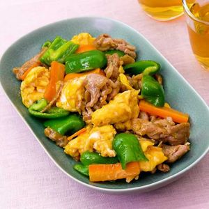 「豚肉と卵の野菜炒め」のレシピ動画