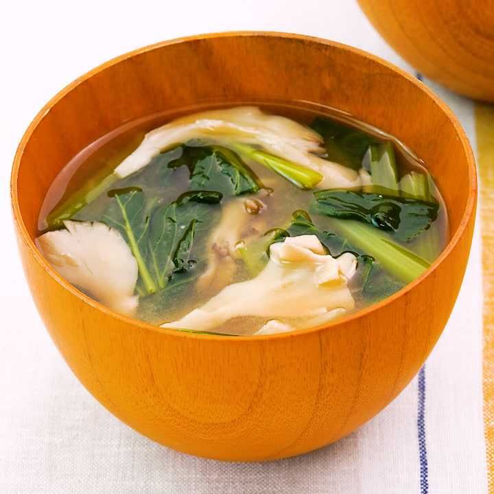 まいたけと小松菜の味噌汁
