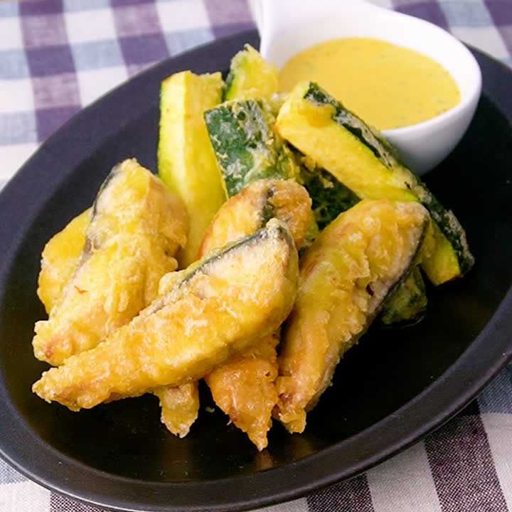 サバとズッキーニのカレーフリット