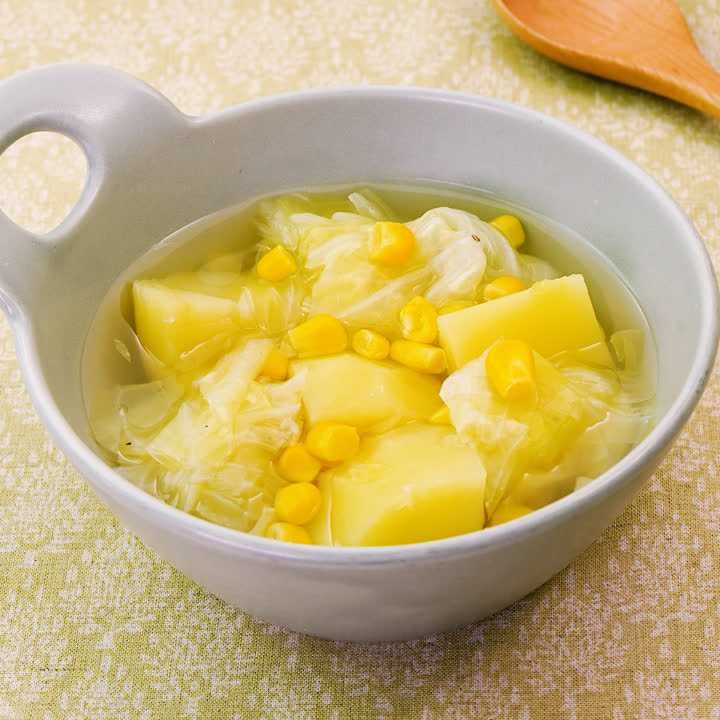キャベツとじゃがいものスープ