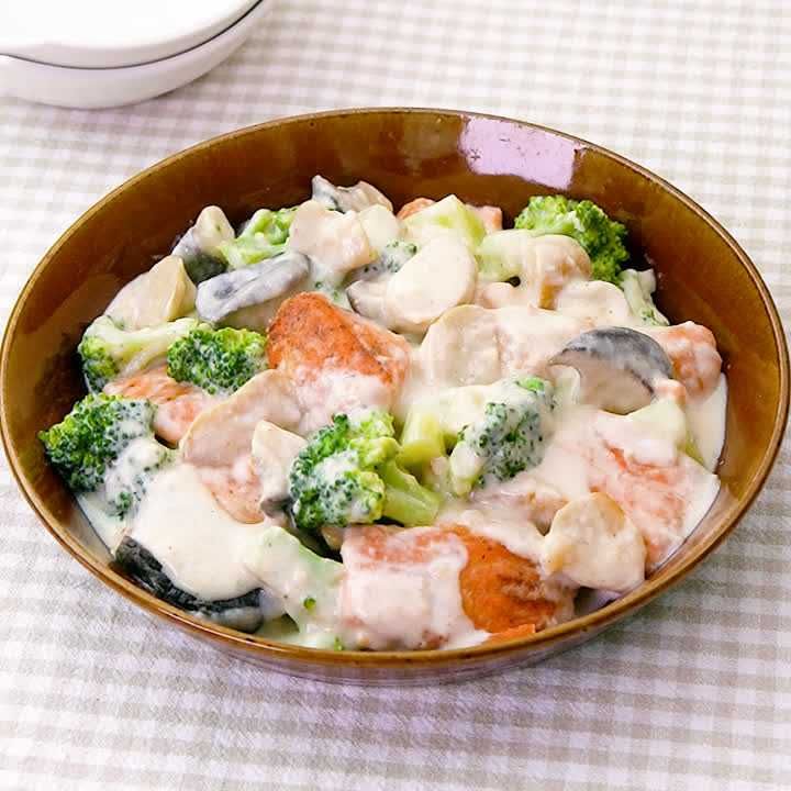 鮭とブロッコリーのクリーム煮