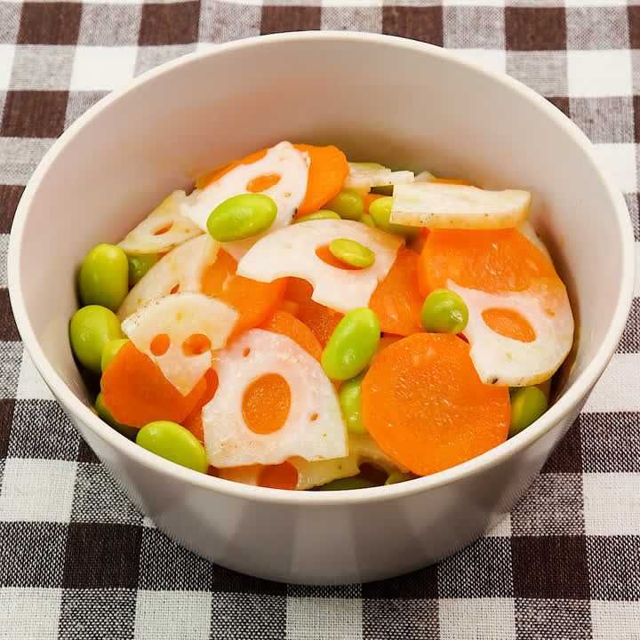 にんじんとれんこんのマリネ