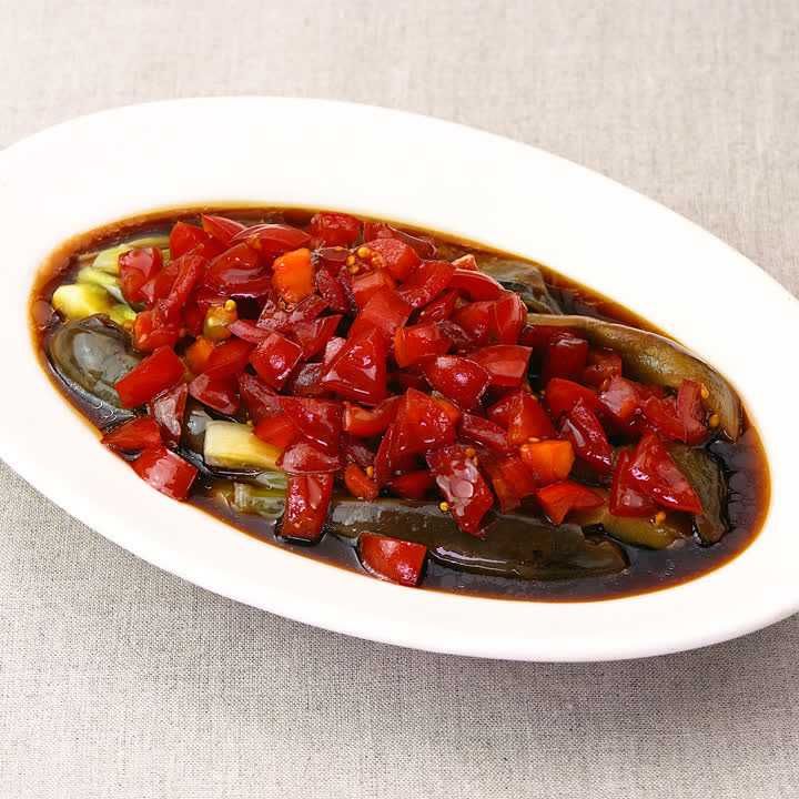蒸しなすのトマトだれかけ