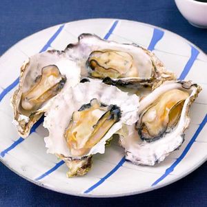 「殻付き牡蠣の酒蒸し」のレシピ動画