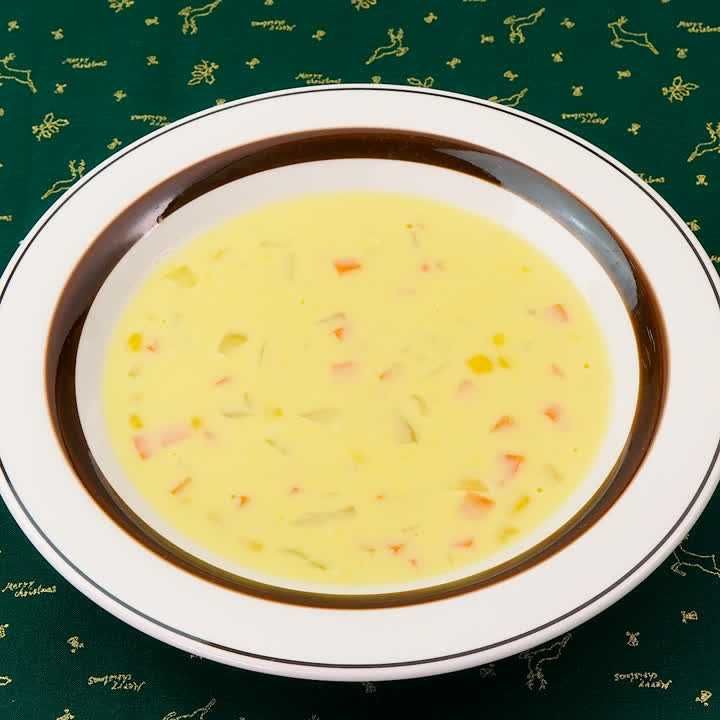 玉ねぎとにんじんのコーンチャウダー