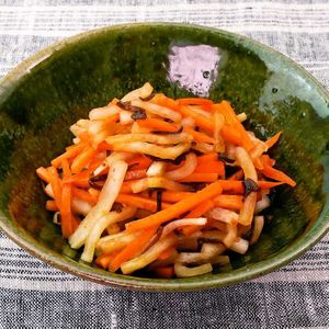 「にんじんと大根のおかか塩昆布あえ」のレシピ動画
