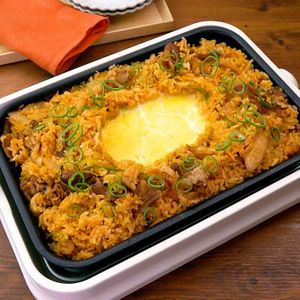 「生クリームチーズチャーハン」のレシピ動画